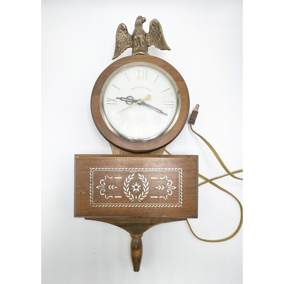 Vintage Sessions: United Wooden Wall Clock w/ Eagle Finial WORKING